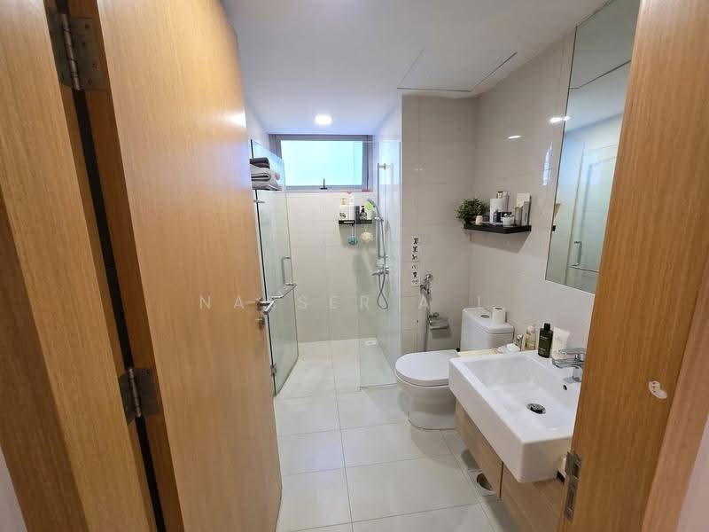 Austville Residences, 19 Sengkang East Avenue, Hougang / Punggol / Sengkang, 3 Bedrooms, 1,227 sqft, Condominium For Sale, by Nasser A L, 500278735 - Bathrm Common - PropertyGuru.com.sg