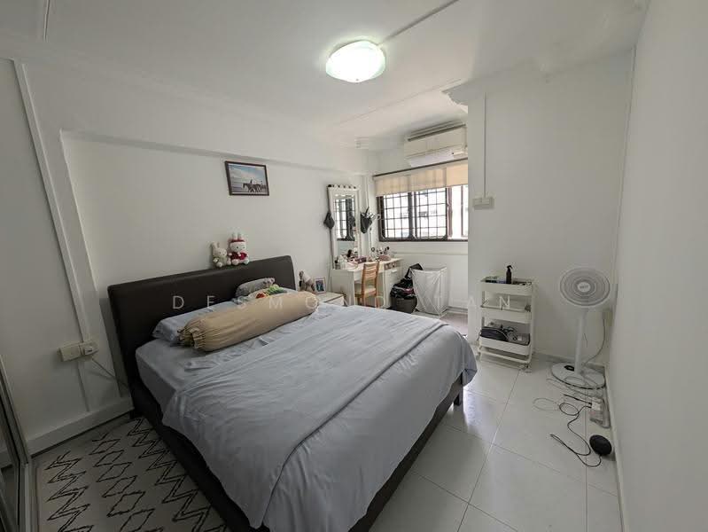 420 Tampines Street 41, 420 Tampines Street 41, Pasir Ris / Tampines, 2 Bedrooms, 800 sqft, HDB Flat For Rent, by Desmond Tan, 500278737 - Bedroom - PropertyGuru.com.sg