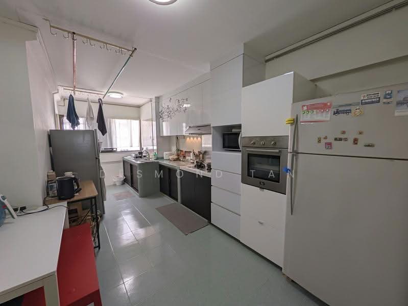 420 Tampines Street 41, 420 Tampines Street 41, Pasir Ris / Tampines, 2 Bedrooms, 800 sqft, HDB Flat For Rent, by Desmond Tan, 500278737 - Kitchen - PropertyGuru.com.sg