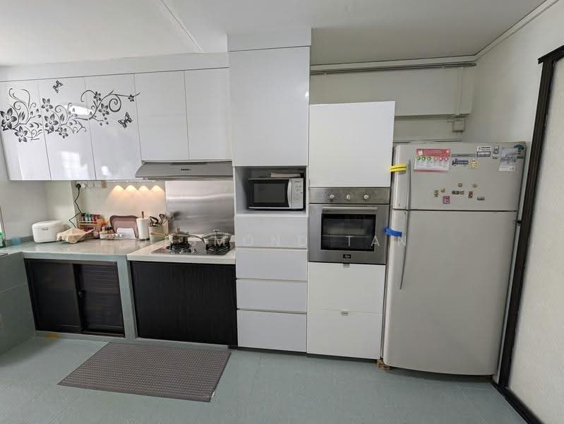 420 Tampines Street 41, 420 Tampines Street 41, Pasir Ris / Tampines, 2 Bedrooms, 800 sqft, HDB Flat For Rent, by Desmond Tan, 500278737 - Kitchen - PropertyGuru.com.sg