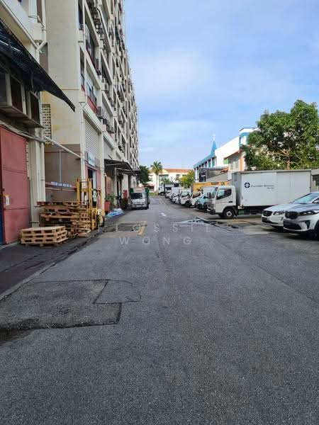 Da Jin Factory Building, 362 Upper Paya Lebar Road, Hougang / Punggol / Sengkang, 1,195 sqft, Light Industrial (B1) For Sale, by Flossie Wong, 500278742 - Exterior - CommercialGuru.com.sg