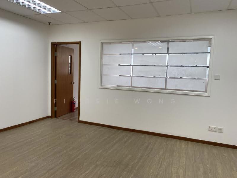 Da Jin Factory Building, 362 Upper Paya Lebar Road, Hougang / Punggol / Sengkang, 1,195 sqft, Light Industrial (B1) For Sale, by Flossie Wong, 500278742 - Interior - CommercialGuru.com.sg