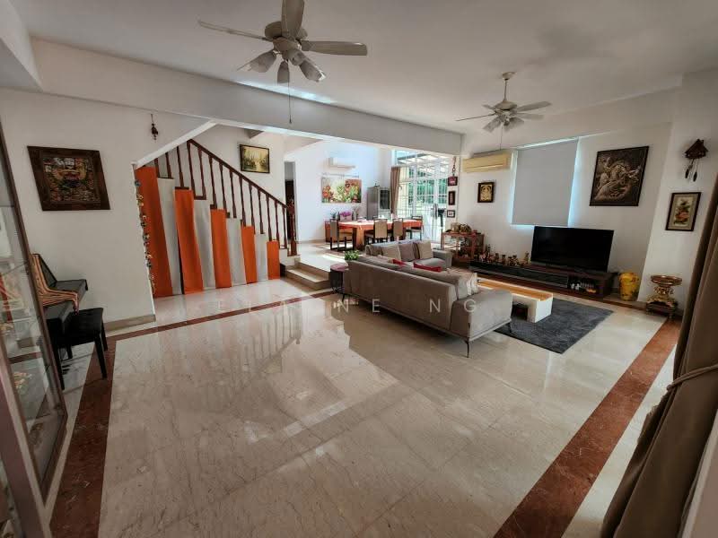 GREENBANK | SEMI-DETACHED @ $2,7XX PSF | EXCELLENT VALUE, Greenbank Sunset Way Clementi Faber Sian Tuan Bukit Timah West Coast Hua Guan Jubilee Eng Kong KismisTham Soong Jurong Kechil Selanting Kakaktua Layang Greenridge Toh Yi Toh Tuck Highgate Cheng Soon Chun Tin Pisang Emas Raja Asam Hijau Yuk Tong, Clementi Park / Upper Bukit Timah, 6 Bedrooms, 3,200 sqft, Semi-Detached House For Sale, by ELAINE NG, 500278746 - Living Room - PropertyGuru.com.sg