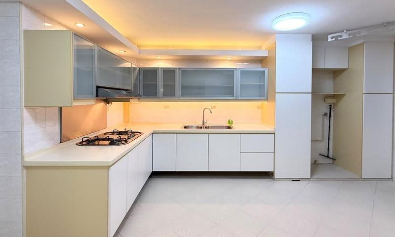 305D Anchorvale Link, 305D Anchorvale Link, Hougang / Punggol / Sengkang, 3 Bedrooms, 1,184 sqft, HDB Flat For Sale, by Elaine Lee, 500278753 - Kitchen - PropertyGuru.com.sg