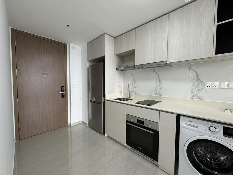 Whistler Grand, 109 West Coast Vale, Buona Vista / West Coast / Clementi New Town, 1 Bedroom, 441 sqft, Condominium For Rent, by Mak G Y, 500278755 - Kitchen - PropertyGuru.com.sg
