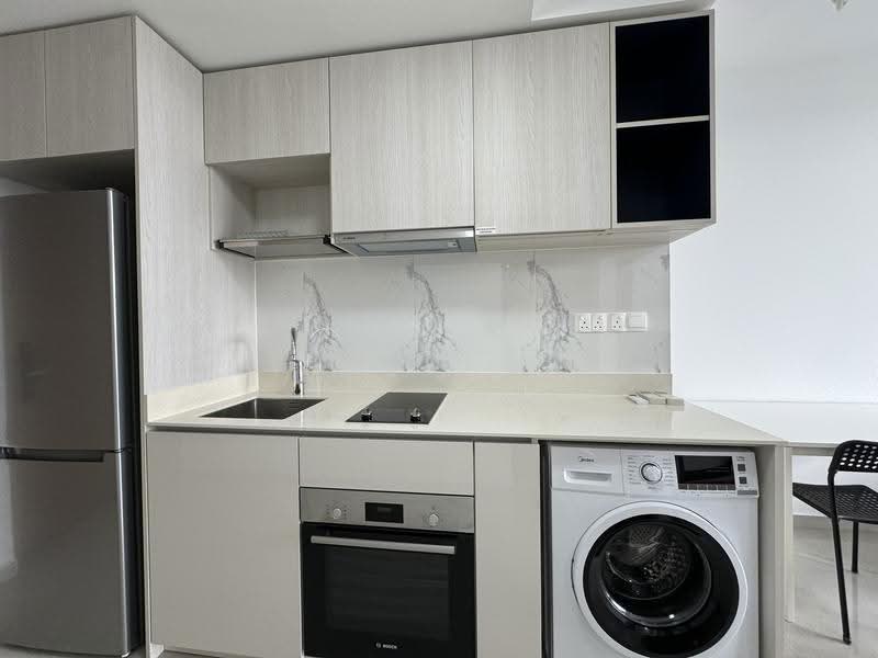 Whistler Grand, 109 West Coast Vale, Buona Vista / West Coast / Clementi New Town, 1 Bedroom, 441 sqft, Condominium For Rent, by Mak G Y, 500278755 - Kitchen - PropertyGuru.com.sg