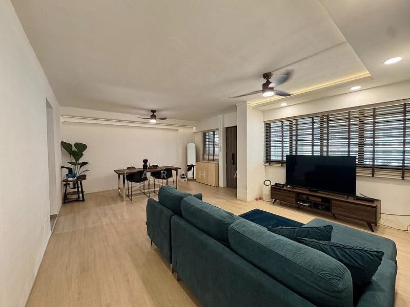 897A Woodlands Drive 50, 897A Woodlands Drive 50, Admiralty / Woodlands, 3 Bedrooms, 1,066 sqft, HDB Flat For Sale, by Farah Ali, 500278773 - Living Room - PropertyGuru.com.sg