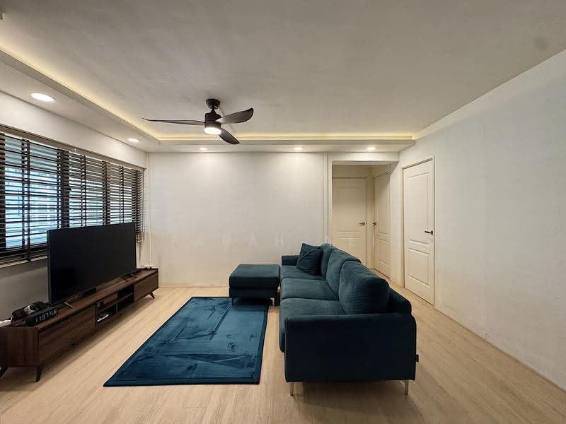 897A Woodlands Drive 50, 897A Woodlands Drive 50, Admiralty / Woodlands, 3 Bedrooms, 1,066 sqft, HDB Flat For Sale, by Farah Ali, 500278773 - Living Room - PropertyGuru.com.sg
