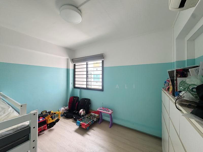 897A Woodlands Drive 50, 897A Woodlands Drive 50, Admiralty / Woodlands, 3 Bedrooms, 1,066 sqft, HDB Flat For Sale, by Farah Ali, 500278773 - Bedroom - PropertyGuru.com.sg