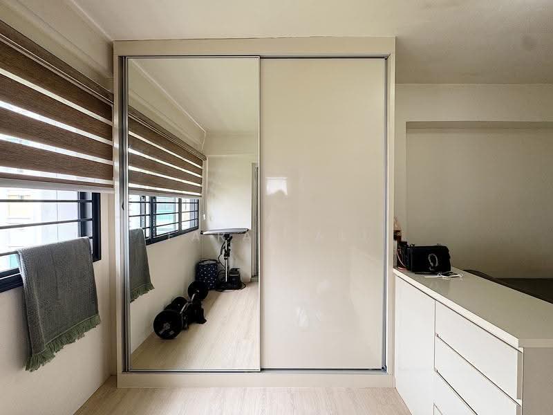 897A Woodlands Drive 50, 897A Woodlands Drive 50, Admiralty / Woodlands, 3 Bedrooms, 1,066 sqft, HDB Flat For Sale, by Farah Ali, 500278773 - Master Bedroom - PropertyGuru.com.sg