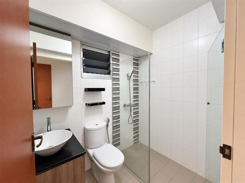 505C Yishun Street 51, 505C Yishun Street 51, Sembawang / Yishun, 3 Bedrooms, 990 sqft, HDB Flat For Rent, by Julian Li, 500278779 - Bathroom - PropertyGuru.com.sg