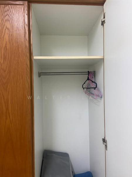 84 Bedok North Street 4, 84 Bedok North Street 4, Bedok / Upper East Coast, Room Rental, 100 sqft, HDB Flat For Rent, by Walter Lau, 500278780 - 3 doors Wardrobe - PropertyGuru.com.sg