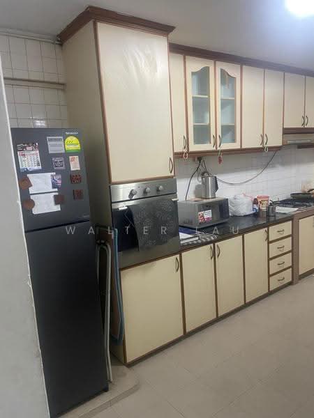 84 Bedok North Street 4, 84 Bedok North Street 4, Bedok / Upper East Coast, Room Rental, 100 sqft, HDB Flat For Rent, by Walter Lau, 500278780 - Kitchen - PropertyGuru.com.sg