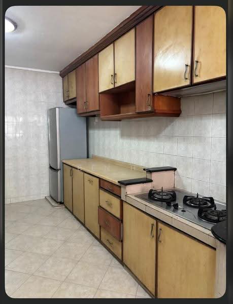 425 Ang Mo Kio Avenue 3, 425 Ang Mo Kio Avenue 3, Ang Mo Kio / Bishan / Thomson, 3 Bedrooms, 1,055 sqft, HDB Flat For Sale, by BEN HE, 500278782 - Kitchen - PropertyGuru.com.sg