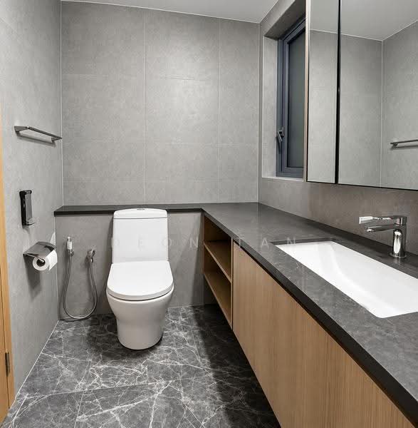 One Holland Village Residences, 5 Holland Village Way, Tanglin / Holland / Bukit Timah, 2 Bedrooms, 829 sqft, Condominium For Sale, by Deon Tan, 500278785 - Bathroom - PropertyGuru.com.sg