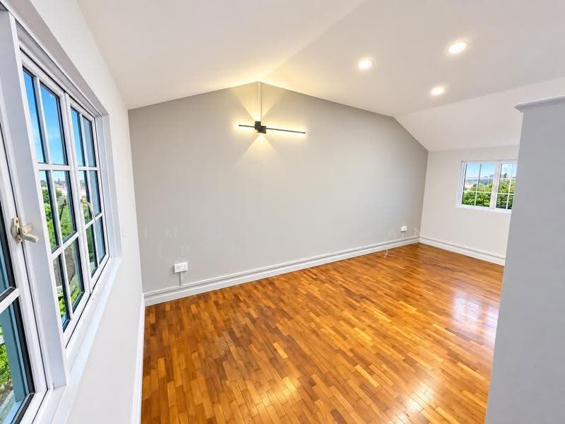 Thomson Garden Estate, Sin Ming Road, Ang Mo Kio / Bishan / Thomson, 4 Bedrooms, 1,700 sqft, Terraced House For Sale, by Lim Jing Tuan (Benedict), 500278789 - Interior - PropertyGuru.com.sg