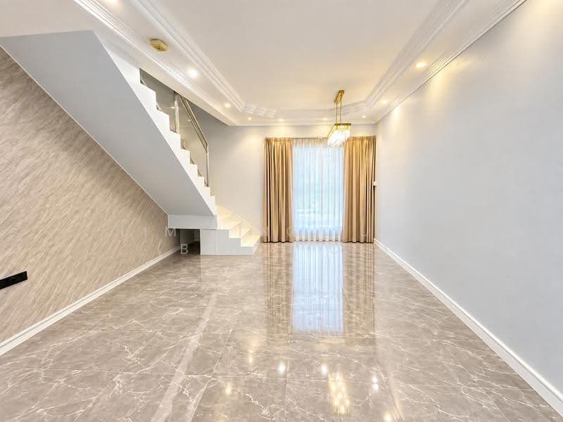 Thomson Garden Estate, Sin Ming Road, Ang Mo Kio / Bishan / Thomson, 4 Bedrooms, 1,700 sqft, Terraced House For Sale, by Lim Jing Tuan (Benedict), 500278789 - Interior - PropertyGuru.com.sg