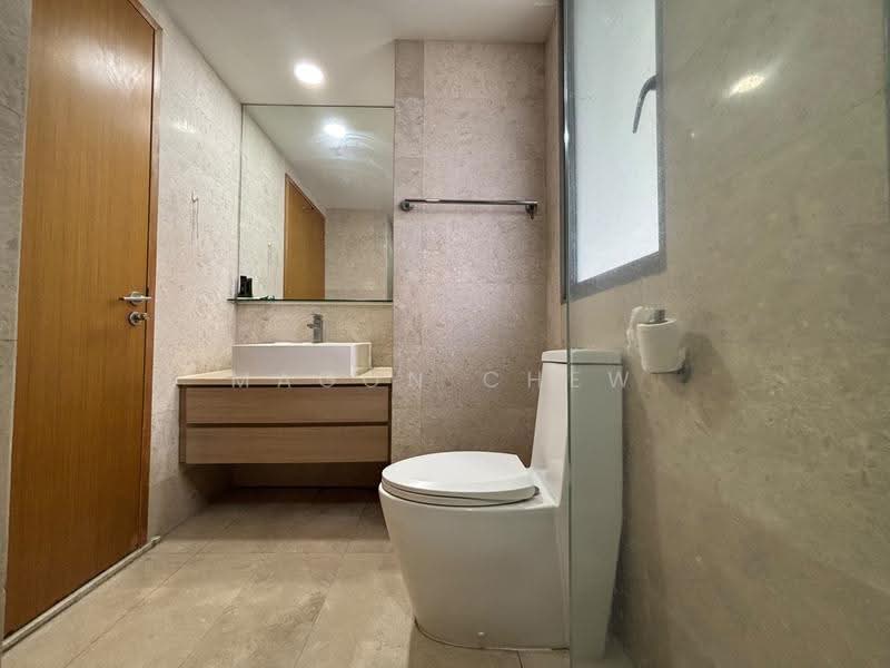 Seastrand, 9 Pasir Ris Link, Pasir Ris / Tampines, 2 Bedrooms, 883 sqft, Condominium For Sale, by Magon Chew, 500278792 - Bathroom - PropertyGuru.com.sg