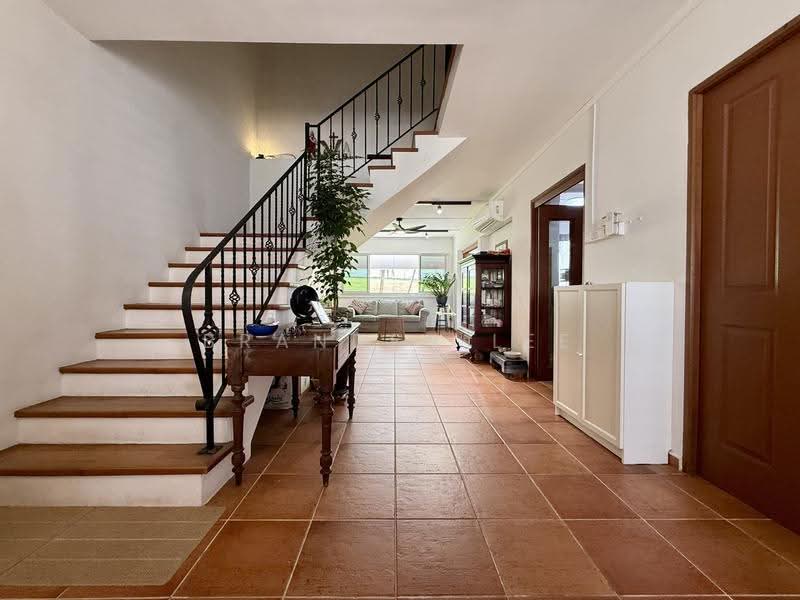 452 Sin Ming Avenue, 452 Sin Ming Avenue, Ang Mo Kio / Bishan / Thomson, 4 Bedrooms, 1,560 sqft, HDB Flat For Sale, by Branden Lee, 500278800 - Entrance - PropertyGuru.com.sg