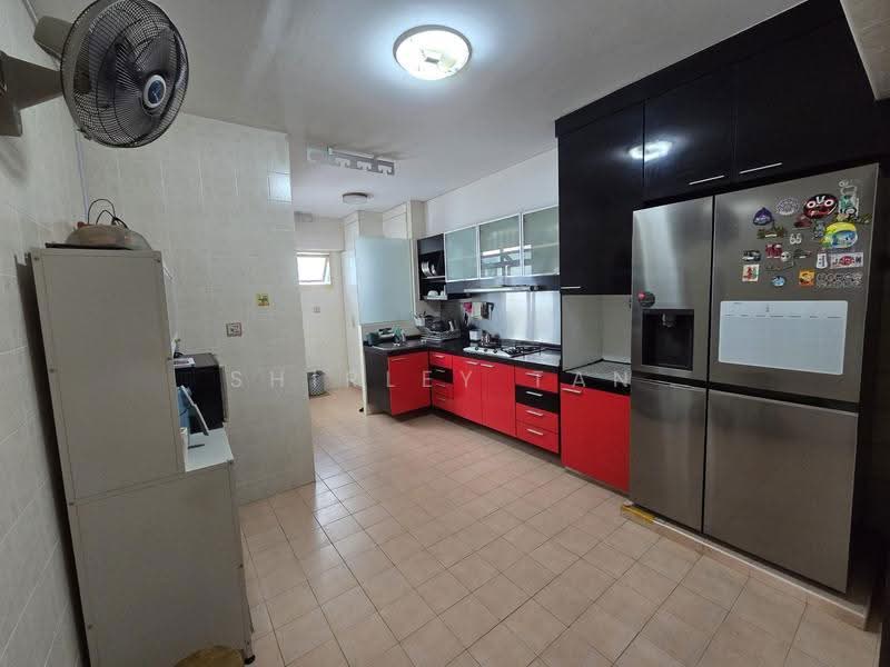 118 Edgefield Plains, 118 Edgefield Plains, Hougang / Punggol / Sengkang, 3 Bedrooms, 1,399 sqft, HDB Flat For Rent, by Shirley Tan, 500278810 - Kitchen - PropertyGuru.com.sg