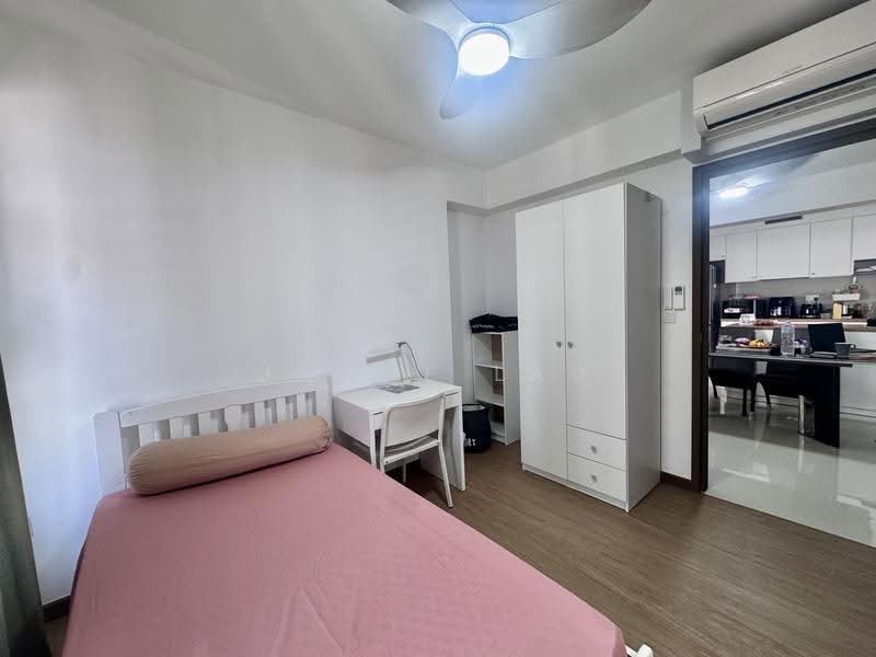 289B Toh Guan Road, Toh Guan Road, Room Rental, 120 sqft, HDB Flat For Rent, by Joyce Lau, 500278819 - Bedroom - PropertyGuru.com.sg