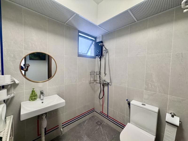 289B Toh Guan Road, Toh Guan Road, Room Rental, 120 sqft, HDB Flat For Rent, by Joyce Lau, 500278819 - Bathroom - PropertyGuru.com.sg