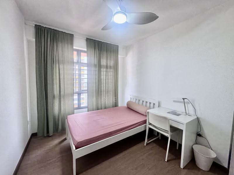 289B Toh Guan Road, Toh Guan Road, Room Rental, 120 sqft, HDB Flat For Rent, by Joyce Lau, 500278819 - Bedroom - PropertyGuru.com.sg