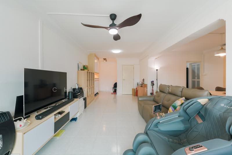 607 Choa Chu Kang Street 62, 607 Choa Chu Kang Street 62, Dairy Farm / Bukit Panjang / Choa Chu Kang, 4 Bedrooms, 1,453 sqft, HDB Flat For Sale, by Charles Phan, 500278830 - Living Room - PropertyGuru.com.sg