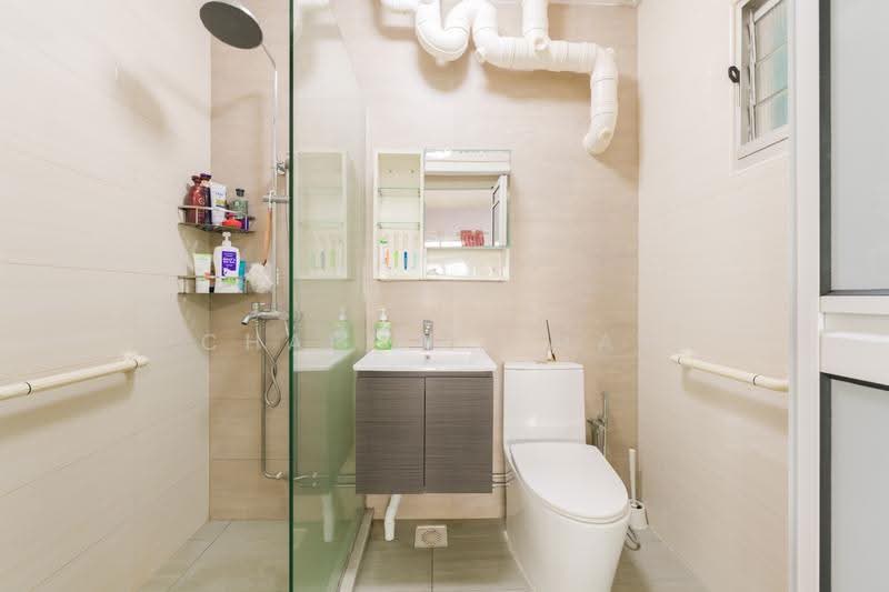 607 Choa Chu Kang Street 62, 607 Choa Chu Kang Street 62, Dairy Farm / Bukit Panjang / Choa Chu Kang, 4 Bedrooms, 1,453 sqft, HDB Flat For Sale, by Charles Phan, 500278830 - Bathroom - PropertyGuru.com.sg