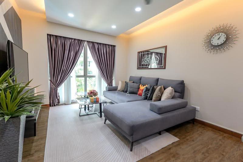Whitewater, 25 Pasir Ris Street 72, Pasir Ris / Tampines, 3 Bedrooms, 1,195 sqft, Condominium For Sale, by Sani Faisal, 500278835 - Living Room - PropertyGuru.com.sg