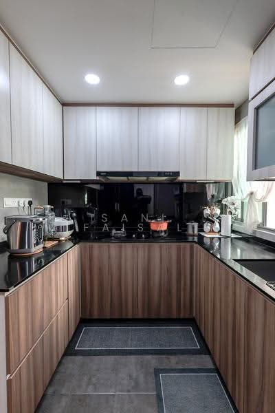 Whitewater, 25 Pasir Ris Street 72, Pasir Ris / Tampines, 3 Bedrooms, 1,195 sqft, Condominium For Sale, by Sani Faisal, 500278835 - Kitchen - PropertyGuru.com.sg