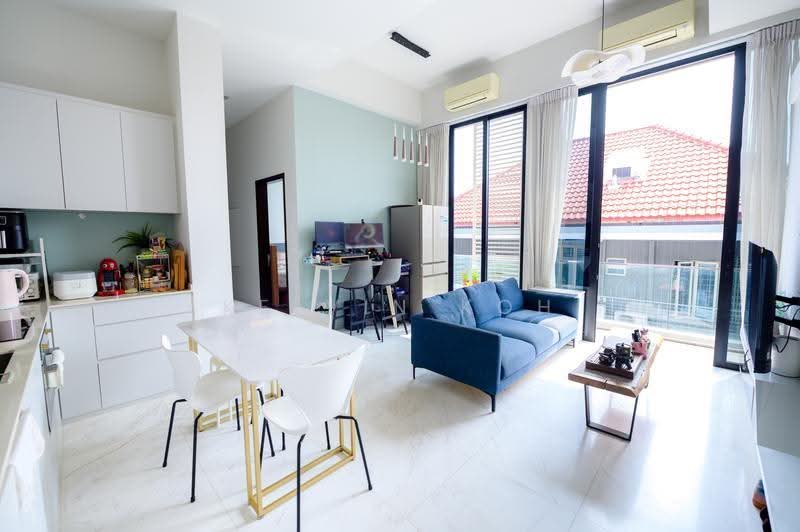 Berkeley Residences, 11 Lorong N Telok Kurau, East Coast / Marine Parade, 2 Bedrooms, 883 sqft, Apartment For Sale, by Kelvin Koh, 500278842 - Living Room - PropertyGuru.com.sg