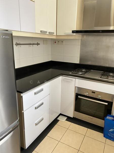 Novena MRT Apartment, Greenery View, Moulmein Rise, Newton / Novena, 2 Bedrooms, 1,012 sqft, Apartment For Rent, by Carollyn Ong, 500278844 - Kitchen v2 - PropertyGuru.com.sg