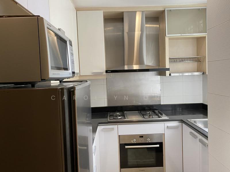 Novena MRT Apartment, Greenery View, Moulmein Rise, Newton / Novena, 2 Bedrooms, 1,012 sqft, Apartment For Rent, by Carollyn Ong, 500278844 - Kitchen v1 - PropertyGuru.com.sg