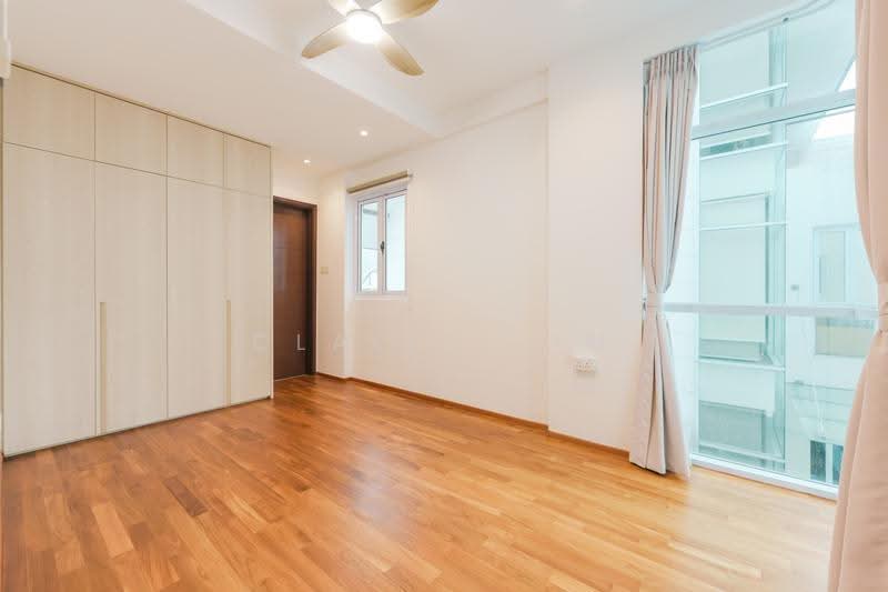 Wareham Goodman Wilkinson Crescent Arthur Road, East Coast / Marine Parade, 5 Bedrooms, 5,500 sqft, Semi-Detached House For Rent, by Claire Lim, 500278845 - Bedroom - PropertyGuru.com.sg
