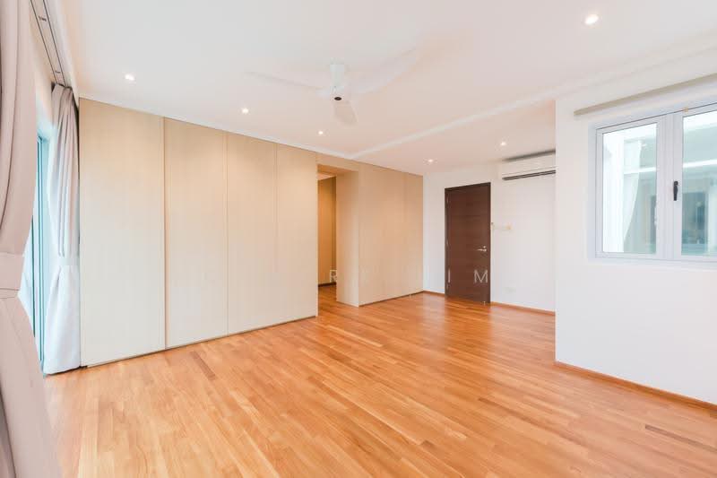 Wareham Goodman Wilkinson Crescent Arthur Road, East Coast / Marine Parade, 5 Bedrooms, 5,500 sqft, Semi-Detached House For Rent, by Claire Lim, 500278845 - Bedroom - PropertyGuru.com.sg