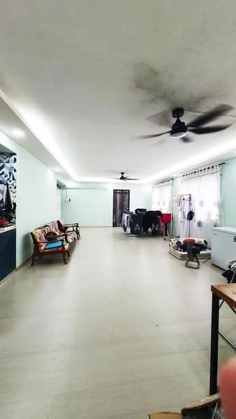 841 Jurong West Street 81, 841 Jurong West Street 81, Boon Lay / Jurong / Tuas, 4 Bedrooms, 1,582 sqft, HDB Flat For Sale, by Ina Sultan, 500278852 - Living Room - PropertyGuru.com.sg