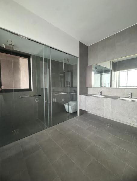 Midtown Modern, 18 Tan Quee Lan Street, Beach Road / Bugis / Rochor, 5 Bedrooms, 3,520 sqft, Condominium For Sale, by Guna Goh, 500278853 - Bathroom - PropertyGuru.com.sg