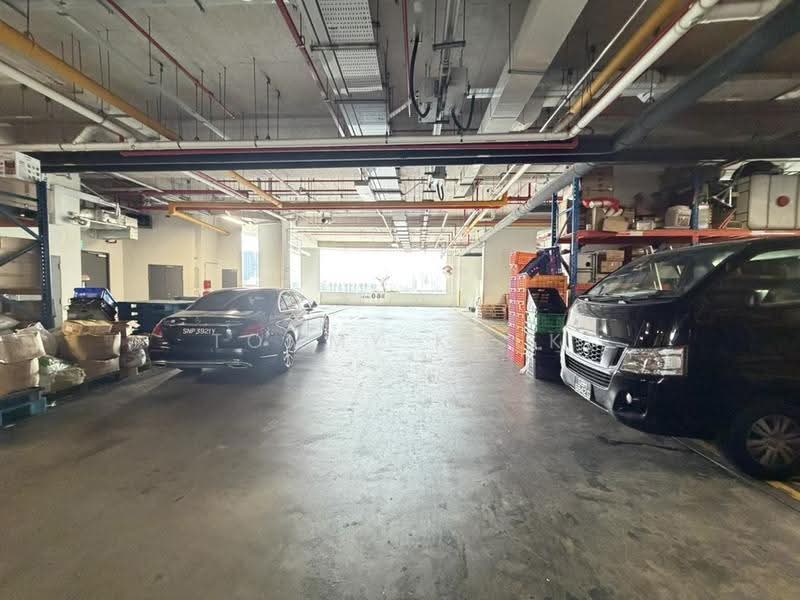 CT Foodchain, 200 Pandan Loop, Buona Vista / West Coast / Clementi New Town, 1,808 sqft, Factory / Workshop (B2) For Sale, by Tommy Kwek, 500278857 - Car Park - CommercialGuru.com.sg