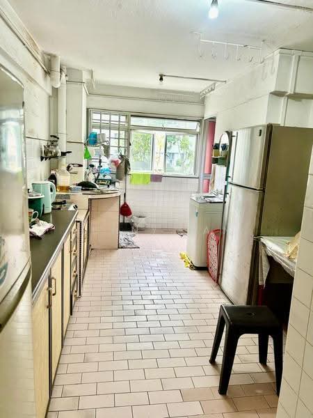 Blk 632 Hougang Avenue 8, Hougang Avenue 8, 2 Bedrooms, 689 sqft, HDB Flat For Sale, by Sunny Tan, 500278861 - Kitchen - PropertyGuru.com.sg