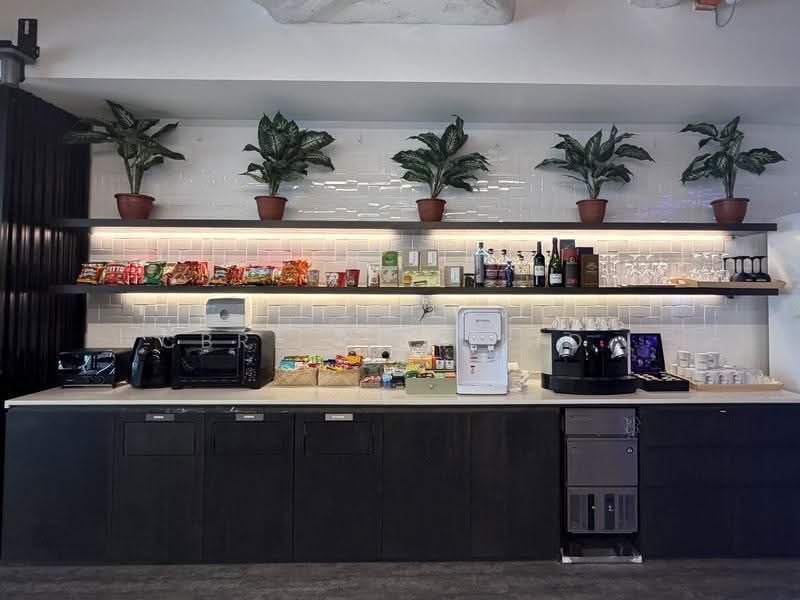Guoco Tower, 1 Wallich Street, Chinatown / Tanjong Pagar, 8,547 sqft, Office For Rent, by ONG YI XUAN, CHARISSA, 500278870 - CommercialGuru.com.sg