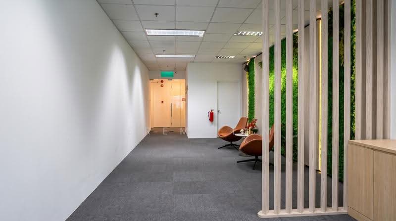 Suntec City Tower, 6 Temasek Boulevard, Boat Quay / Raffles Place / Marina, 1,227 sqft, Office For Rent, by Jeremy Lim, 500278871 - Corridor - CommercialGuru.com.sg