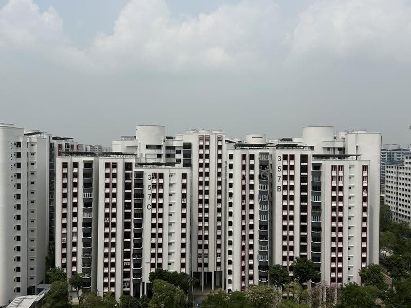 354B Admiralty Drive, 354B Admiralty Drive, Sembawang / Yishun, 3 Bedrooms, 1,216 sqft, HDB Flat For Sale, by Dave Ong, 500278878 - Exterior - PropertyGuru.com.sg