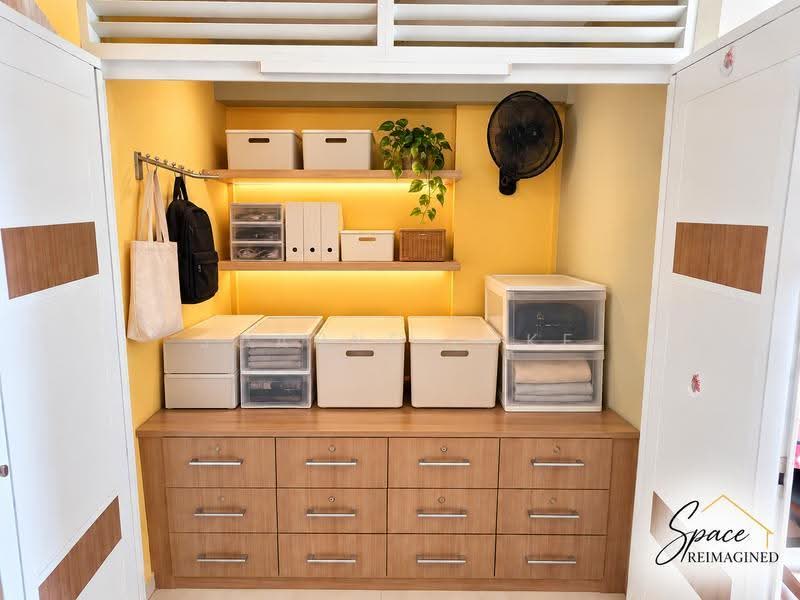 533 Bukit Batok Street 51, 533 Bukit Batok Street 51, Dairy Farm / Bukit Panjang / Choa Chu Kang, 2 Bedrooms, 743 sqft, HDB Flat For Sale, by Joanne Loke, 500278880 - Living Rm Enclosed Area Space Reimagined - PropertyGuru.com.sg