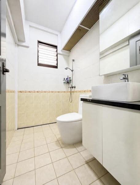 180 Bedok North Road, 180 Bedok North Road, Bedok / Upper East Coast, 3 Bedrooms, 990 sqft, HDB Flat For Sale, by Andrew Yong, 500278881 - Bathroom - PropertyGuru.com.sg