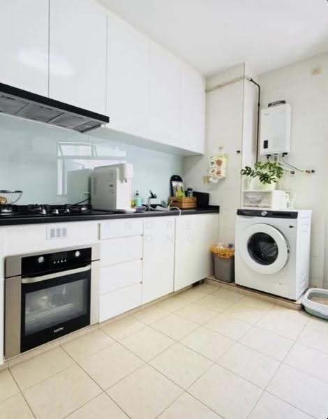 180 Bedok North Road, 180 Bedok North Road, Bedok / Upper East Coast, 3 Bedrooms, 990 sqft, HDB Flat For Sale, by Andrew Yong, 500278881 - Kitchen - PropertyGuru.com.sg
