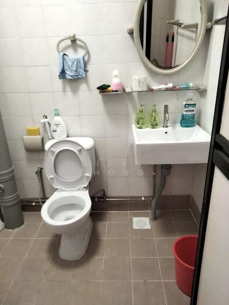 297C Choa Chu Kang Avenue 2, 297C Choa Chu Kang Avenue 2, Dairy Farm / Bukit Panjang / Choa Chu Kang, Room Rental, 100 sqft, HDB Flat For Rent, by Aiden Chong, 500278883 - Bathroom - PropertyGuru.com.sg