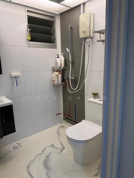 455A Teck Ghee Parkview, 455A Ang Mo Kio Street 44, Ang Mo Kio / Bishan / Thomson, Room Rental, 200 sqft, HDB Flat For Rent, by Linda Chong, 500278884 - Bathroom - PropertyGuru.com.sg