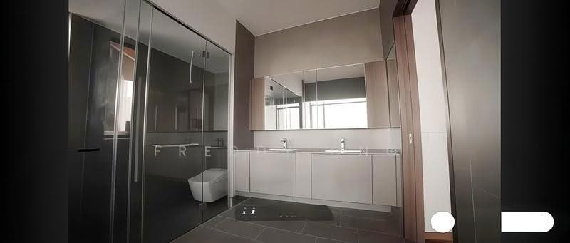 Midtown Modern, 16 Tan Quee Lan Street, Beach Road / Bugis / Rochor, 5 Bedrooms, 3,520 sqft, Condominium For Sale, by Freddy Ong, 500278889 - Bathroom - PropertyGuru.com.sg