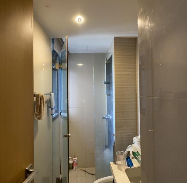 Blossom Residences, 34 Segar Road, Dairy Farm / Bukit Panjang / Choa Chu Kang, 3 Bedrooms, 1,109 sqft, Condominium For Sale, by Ken Lim, 500278892 - Bathroom - PropertyGuru.com.sg
